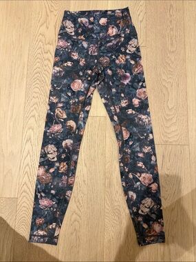 lululemon X Barry’s boot camp floral print leggings size 4